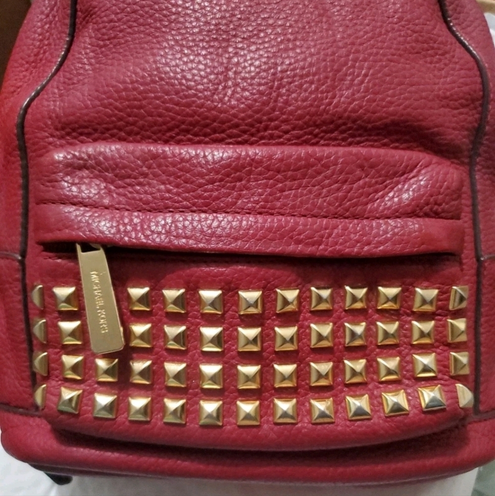 Michael Kors Medium Studded Pocket Red Cow Hide Pebble Leather - Picture 3 of 11